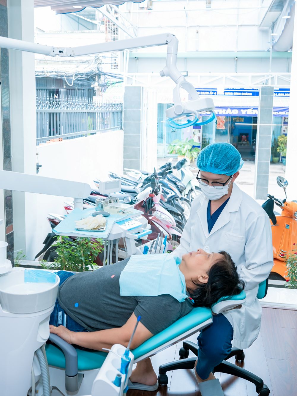 Không gian phòng khám rộng rãi thoáng mát